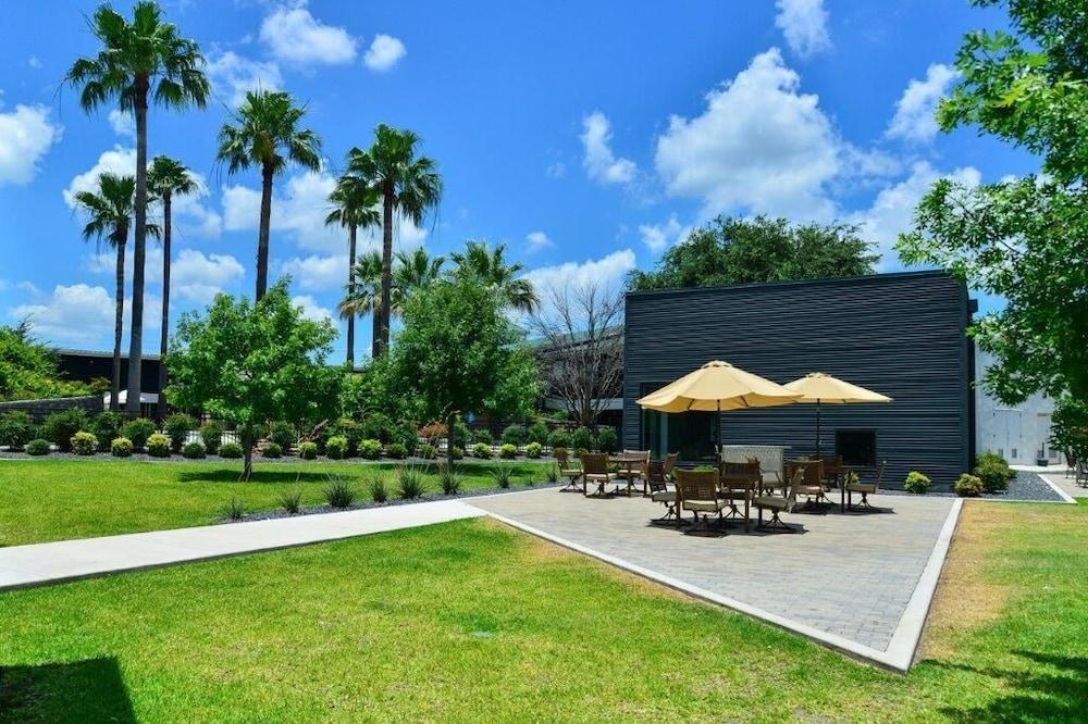 Hotel Ramada By Wyndham Del Rio Esterno foto