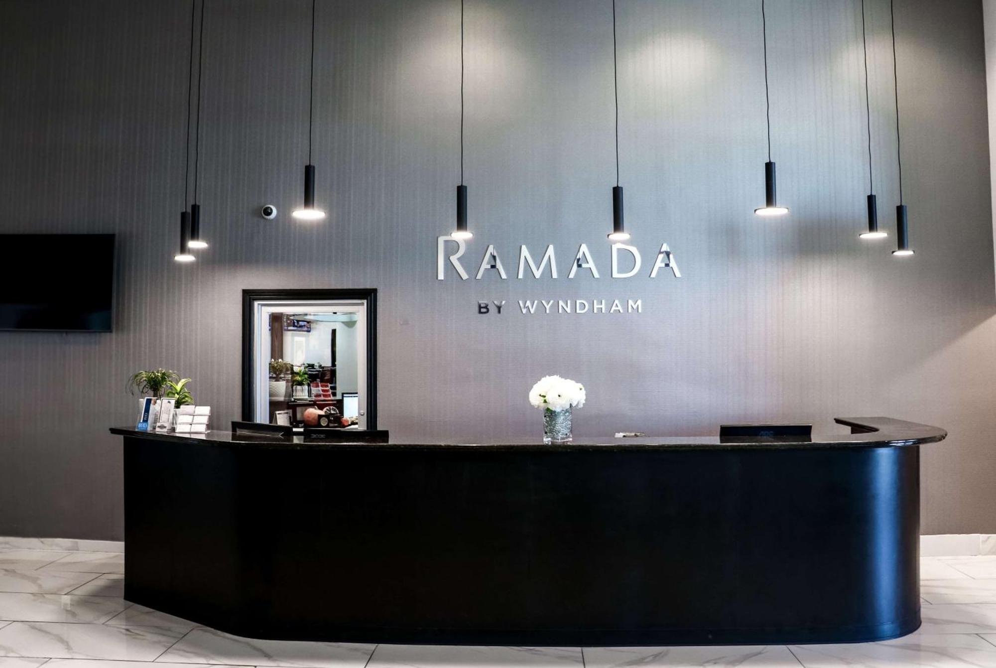 Hotel Ramada By Wyndham Del Rio Esterno foto